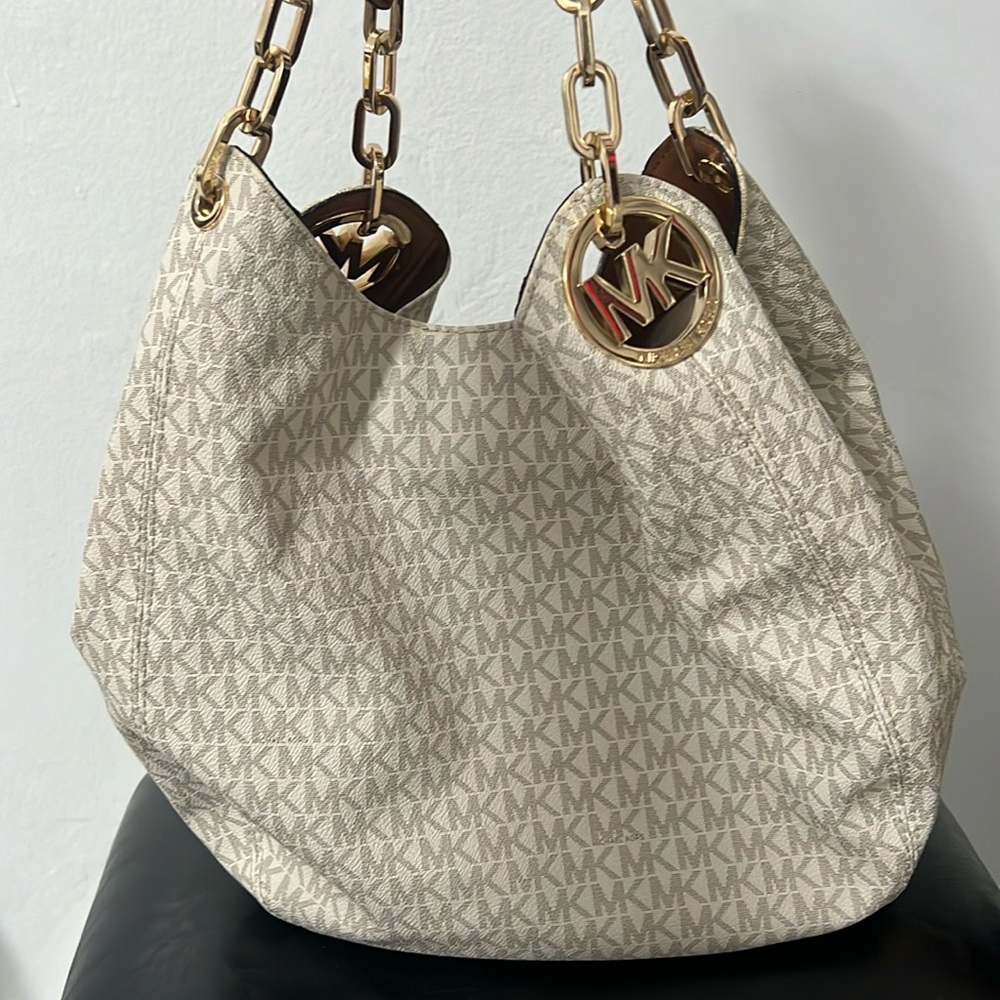 Michael Kors Lillie large chain shoulder